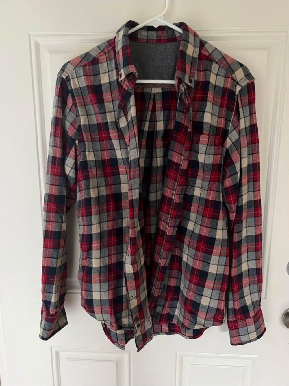 Flannel/Plaid button up